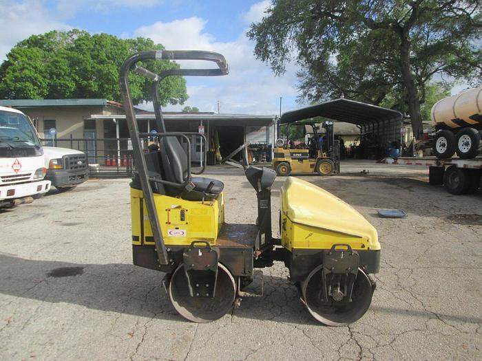 Used Wacker Neuson RD11A Roller
