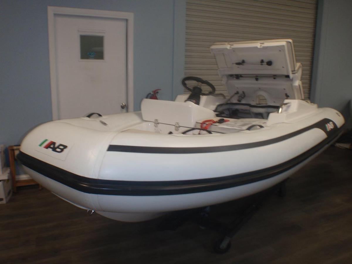 2025 AB Inflatables ABJET 350XP
