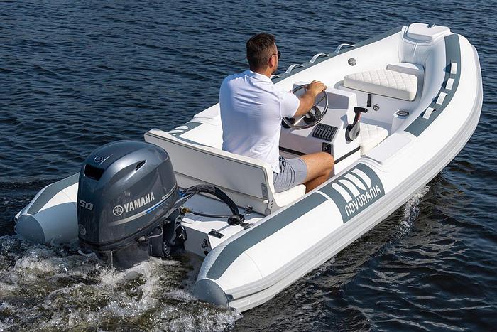 2025 Novurania DL 400