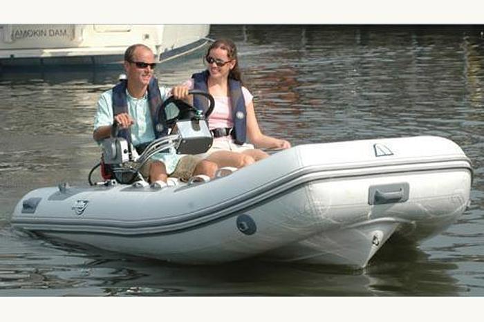 2025 Achilles HB-280DX