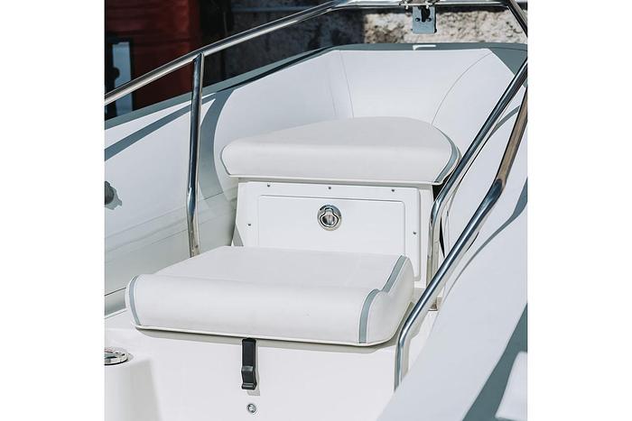 2025 Novurania DL 550