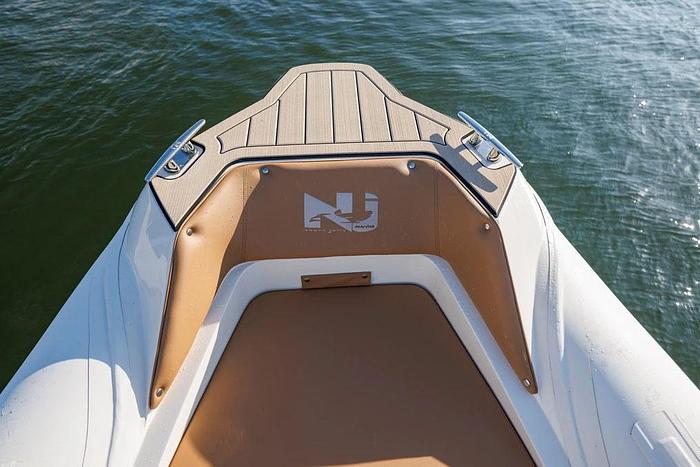 2025 Nuova Jolly Prince 33 Center Console