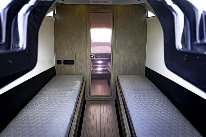 2025 Nuova Jolly Prince 43 Center Console