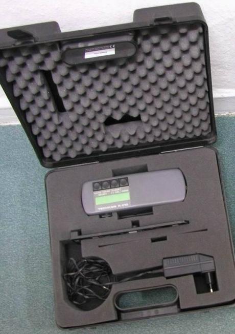 Used Techkon R 410 color incident light densitometer