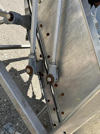 Used Magnuson Engineering Shufflo Feeder and Slicer 54" Wide