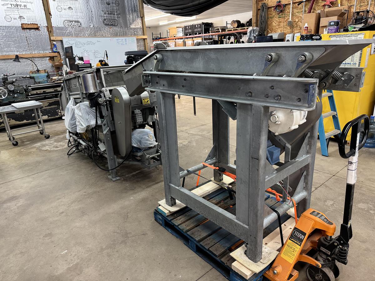 Used 2015 A&K Development Company Sweet Corn Husker Series II