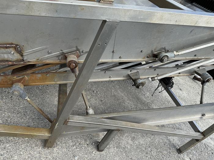 Used Magnuson Engineering Shufflo Feeder and Slicer 54" Wide