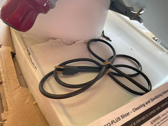 Used BERKEL Equipment BERKEL X13AE-PLUS Automatic Gravity Feed Meat Slicer