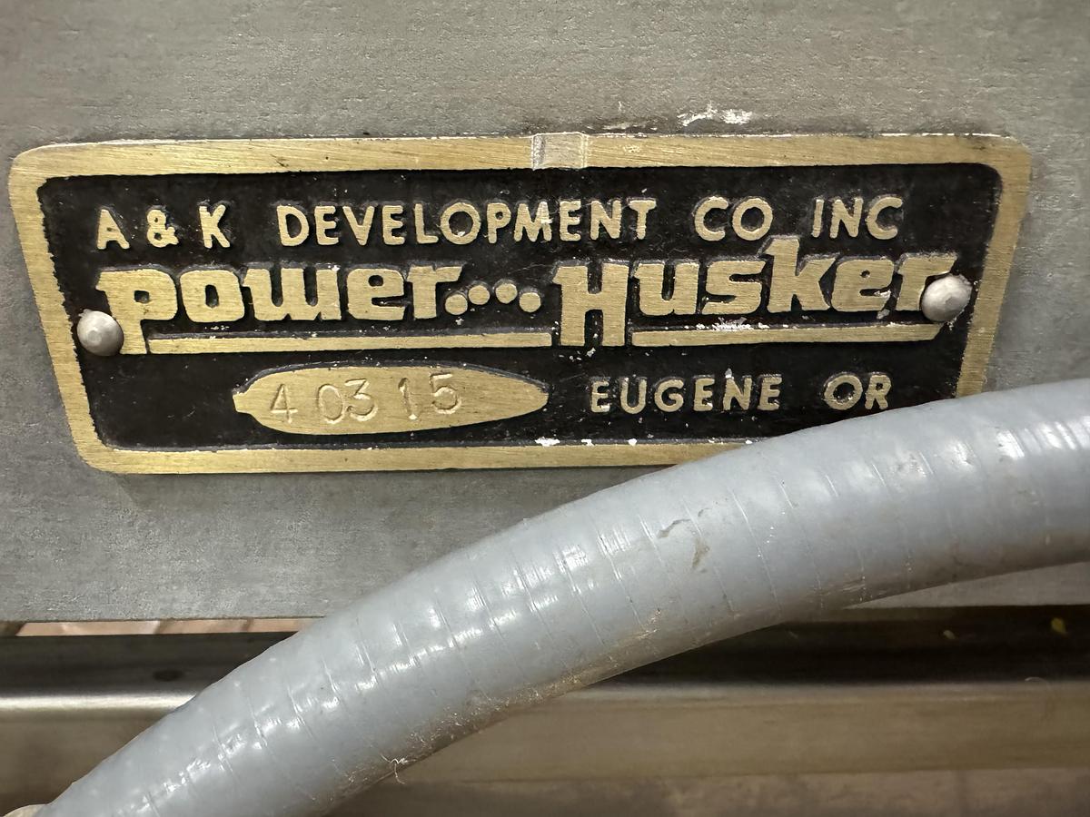 Used 2015 A&K Development Company Sweet Corn Husker Series II