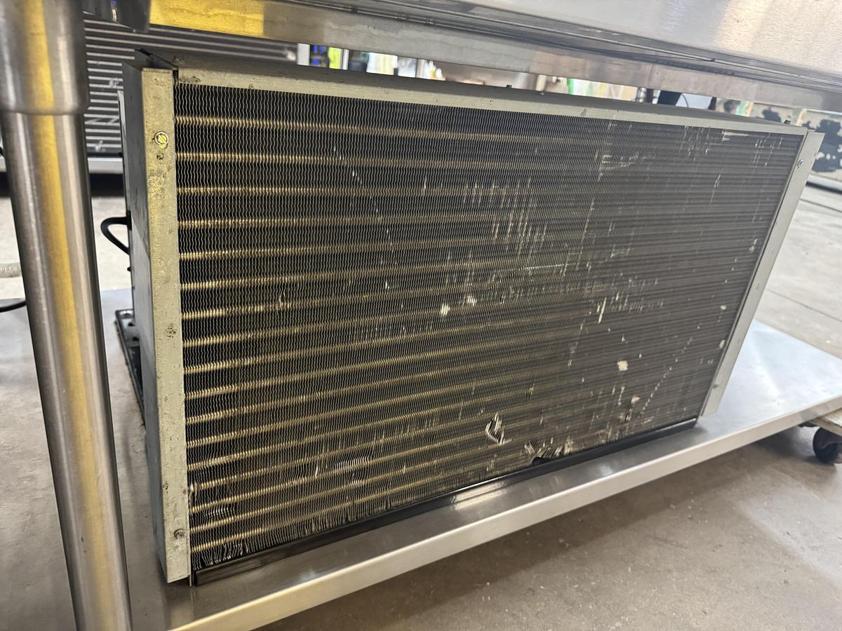 Used 2016 Leslie Fisher Engineering Inc. Stainless Steel Chiller Table