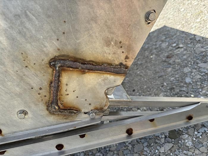 Used Magnuson Engineering Shufflo Feeder and Slicer 54" Wide