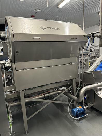 Used 2017 JBT FINTON Sweet Bell Pepper Coreing Machine 2016115/320