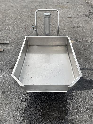 Used 2022 UltraSource Elevating Offal Cart