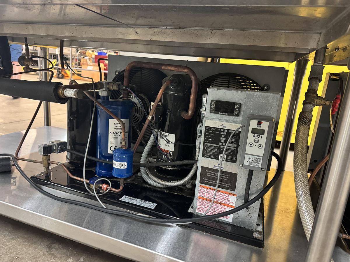 Used 2016 Leslie Fisher Engineering Inc. Stainless Steel Chiller Table