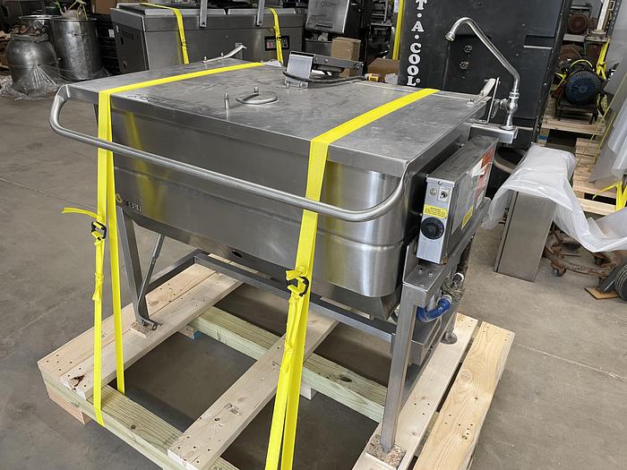 Used Groan Commercial Manual Tilting Braising Pan NHFP-4-9