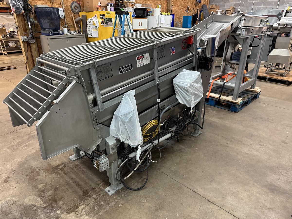 Used 2015 A&K Development Company Sweet Corn Husker Series II