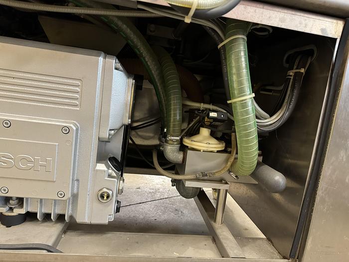 Used 2006 MULTIVAC Vaccum Packaging Machine C500