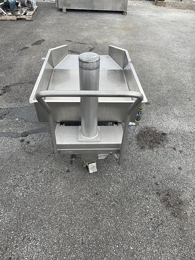 Used 2022 UltraSource Elevating Offal Cart