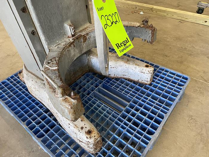 Used Hobart Planitary Mixer 80 QT for Sale in Ravenna, Ohio