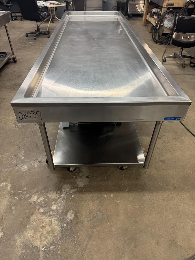 Used 2016 Leslie Fisher Engineering Inc. Stainless Steel Chiller Table