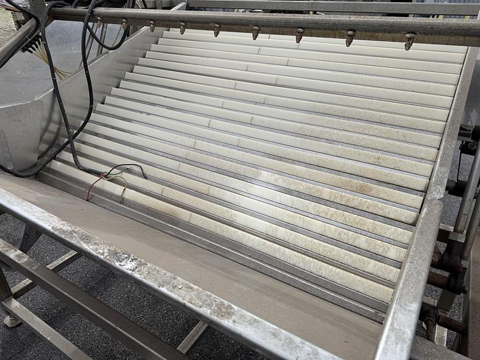 Used Grove Dale Corporation Shufflo Feeder 60"