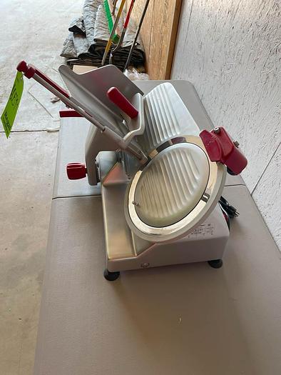 Used 2022 BERKEL Equipment BERKEL B12-SLC Manual Meat and Cheese Slicer
