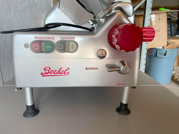 Used BERKEL Equipment BERKEL B12A-SLC Automatic Meat and Cheese Slicer
