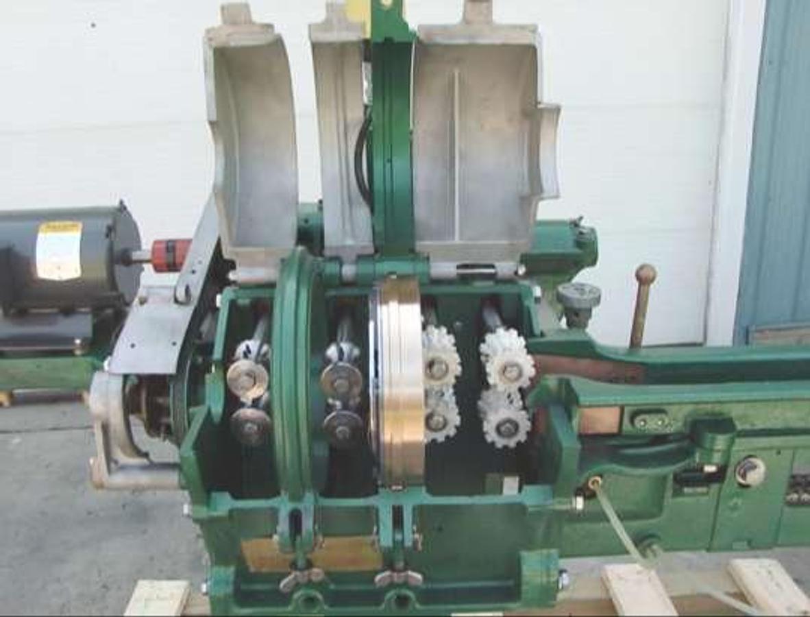 Used FMC Corn Cutter 3-AR Hankd Feed Corn Cutter