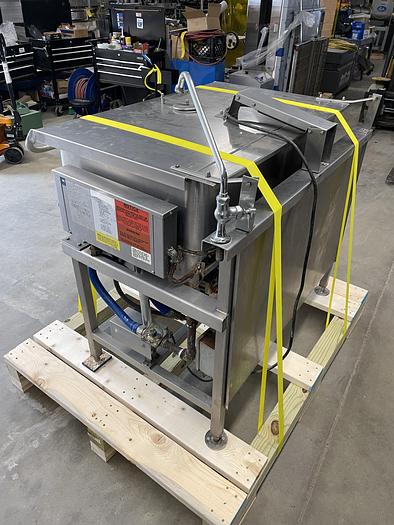 Used Groan Commercial Manual Tilting Braising Pan NHFP-4-9