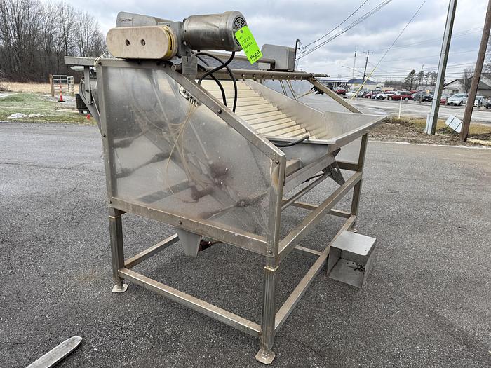 Used Grove Dale Corporation Shufflo Feeder 60"
