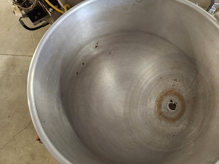 Used 1998 Crown Food Service Equipment Tilt Kettle ELT-40