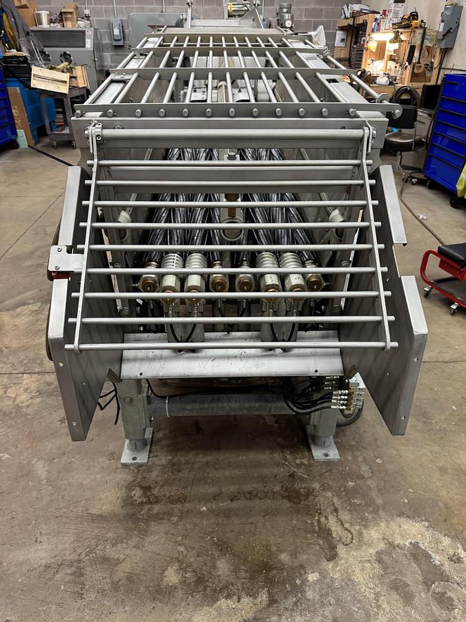 Used 2015 A&K Development Company Sweet Corn Husker Series II