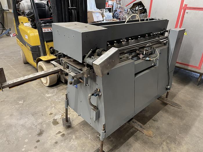 Used 1989 BURT  408D Hydraulic Roll Through Labeler