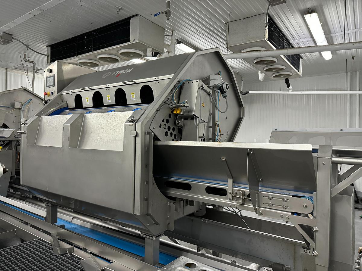 Used Sweet Bell Pepper Coring Machine | 2017 JBT FINTON