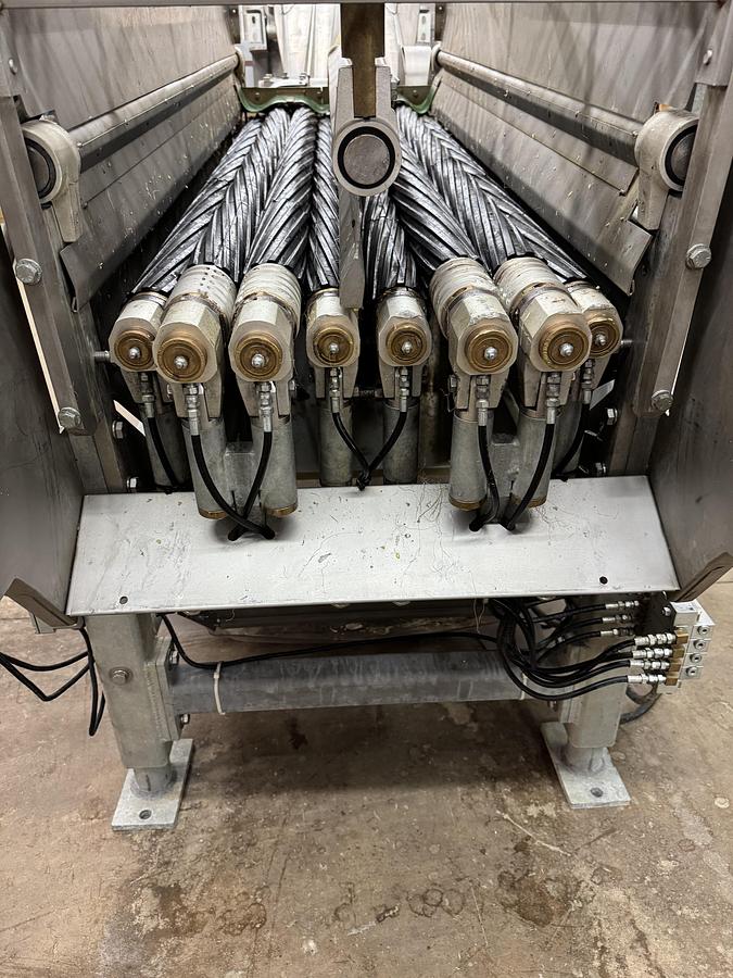 Used 2015 A&K Development Company Sweet Corn Husker Series II