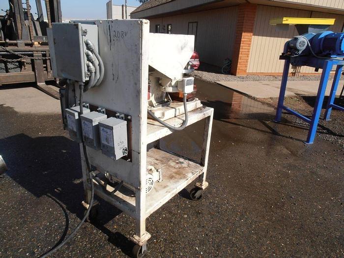 Used 2 GALLON ROSS VERSAMIX – S/S – VACUUM – JACKETED – #7795