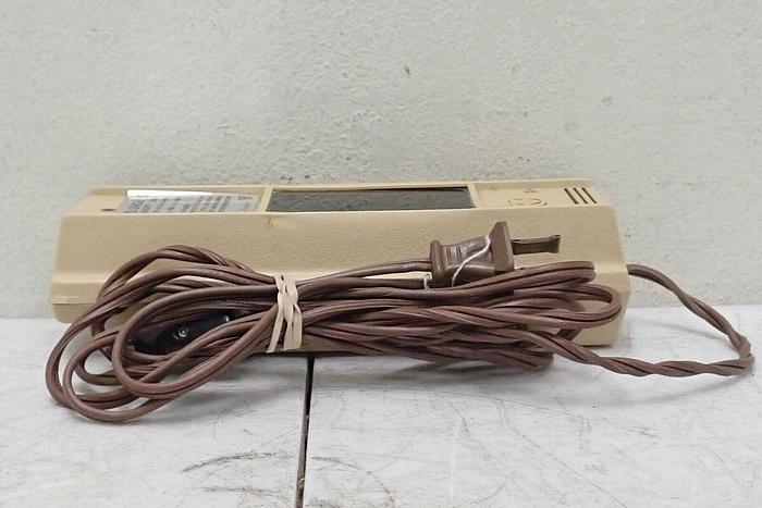 Used UVP Inc Model UVGL-25 Multiband UV-254/366nm Mineralight Lamp