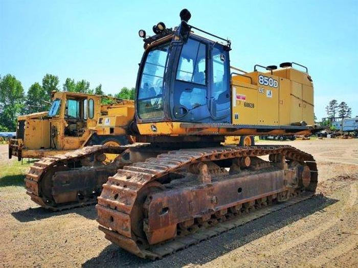 2008 DEERE 850D LC