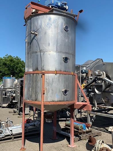 Used 1000 Gallon Vertical Agitated Stainless Steel Tank