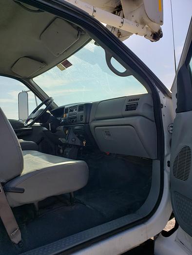 Used Ready to work NICE! 2006 Ford F750 4x4 with Terex TL50 HI- Ranger Bucket Truck