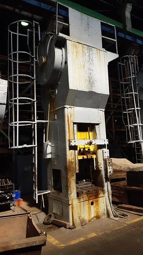 Used 1983 Trimming press ERFURT PKZ 250/800