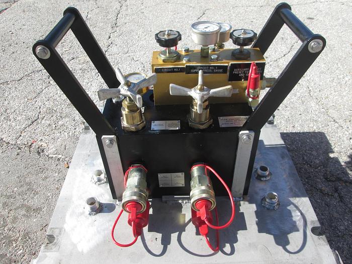 Used 2 Hydraulic Hose Reels