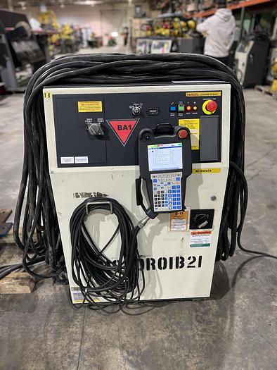 Used FANUC M900iA/260L, CLEANED AND TESTED, ONLY 3,808 HOURS