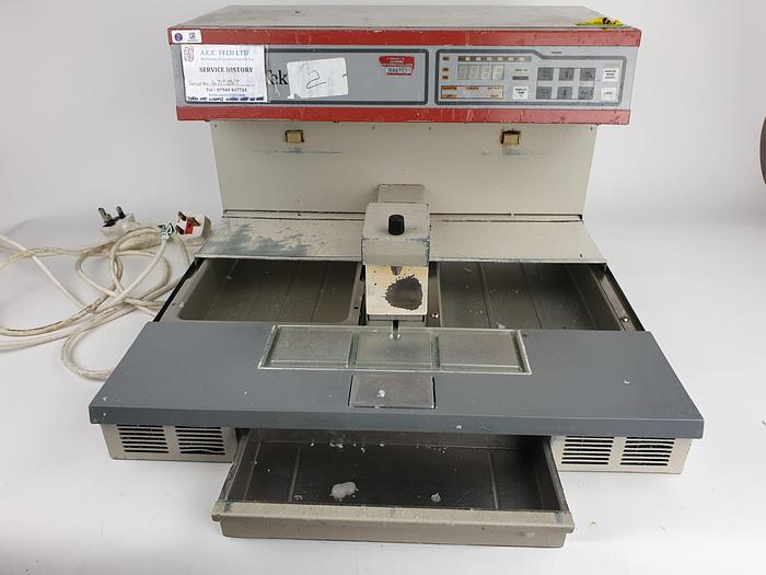 Used Sakura Tissue-Tek 4715 Embedding console system