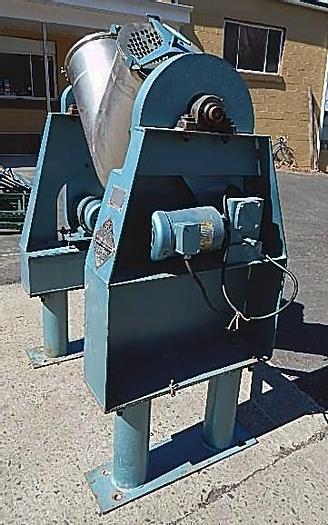 Used 2 CU. FT. P-K TWIN SHELL BLENDER – #9248