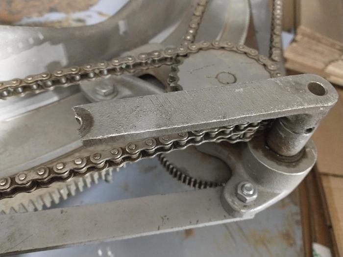 Used MATHEY DEARMAN 4SA MANUAL SADDLE PIPE BEVELING MACHINE 20" - 26"GH400