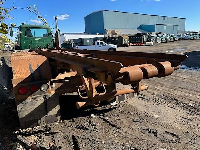 Used 1999 Mack RD690S