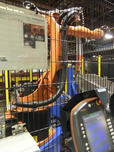 Used 2014 Eaton Leonard  Robotic Tube Uncoiling, Straightening, Cut-Off, And Bending Cell