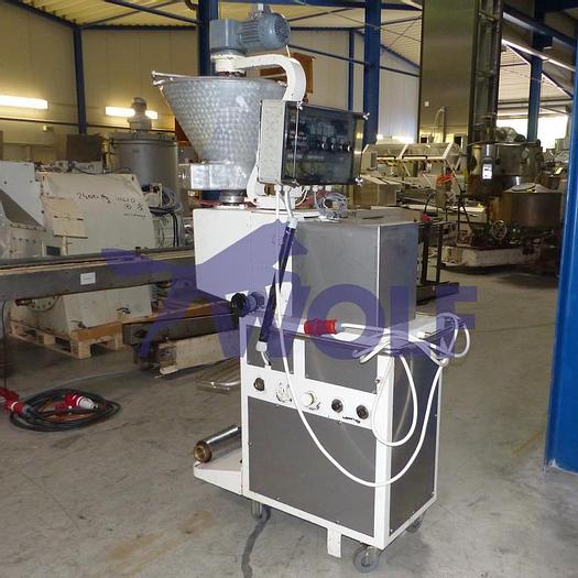 Used used Chocolate pouring machine
