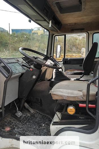Used 1986 VOLVO FL613 13 ton box lorry.